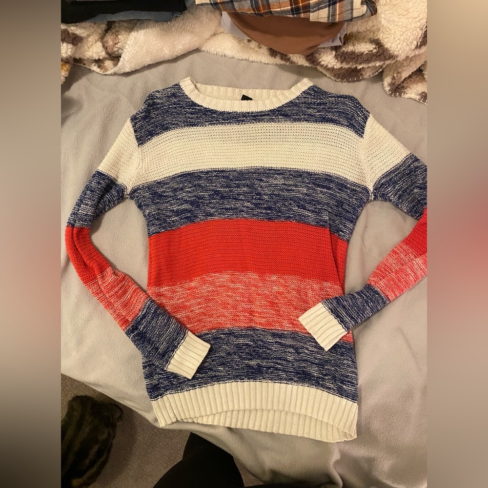 Forever 21 sweater